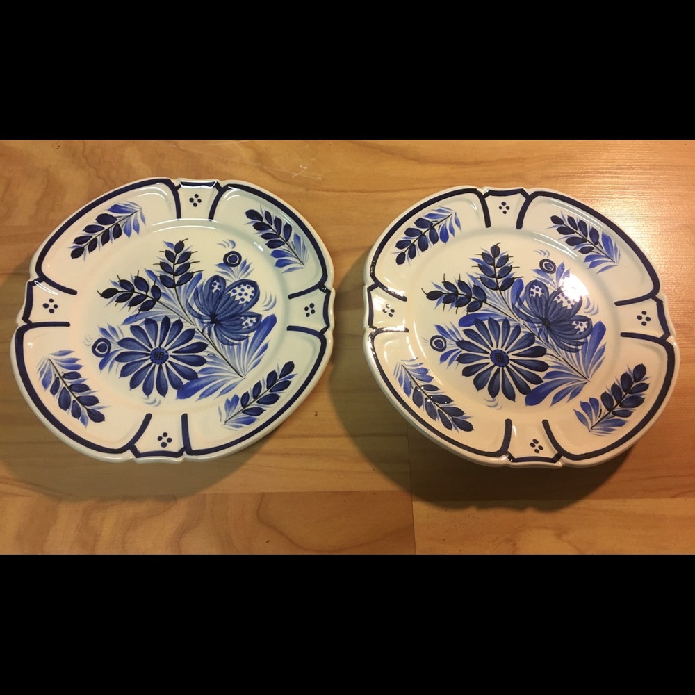 Vintage Quimper Pottery Salad Plates - Picture 6 of 12